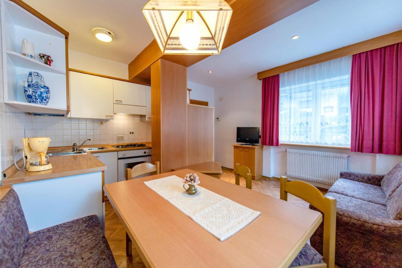 Apartments Jasmin Селва ди Вал Гардена Екстериор снимка